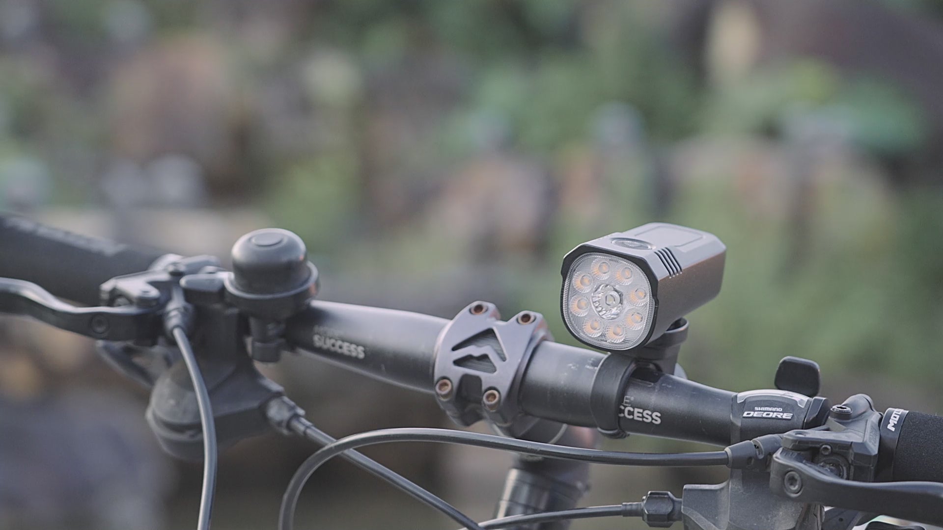 Zewdov Super Bright Bike Lights Night Riding – 1000LM Aluminum